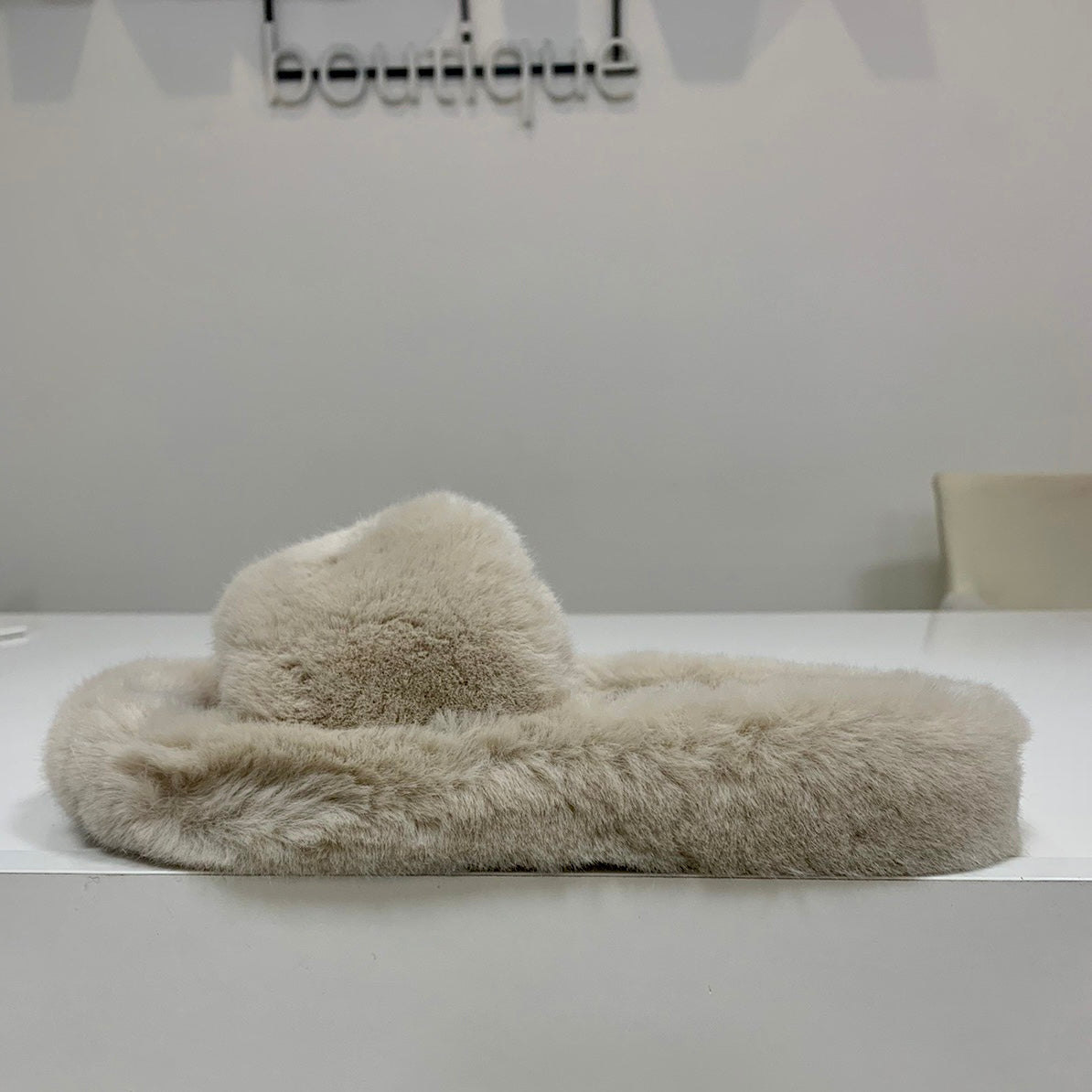 Vegan on sale sheepskin slippers