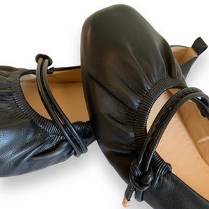 MALIEN BLACK BALLERINAS WITH SQUARE TOES