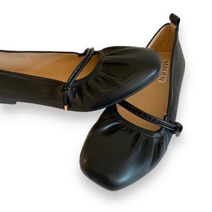 MALIEN BLACK BALLERINAS WITH SQUARE TOES