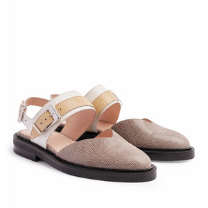 INCH2 TAUPE V TOE SANDALS