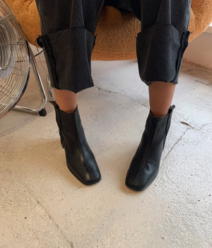 POPA Alice Black Ankle Boots